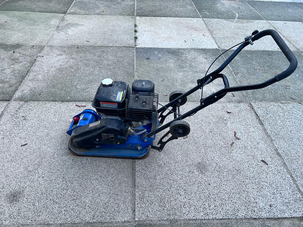 Rüttelplatte Bild 3